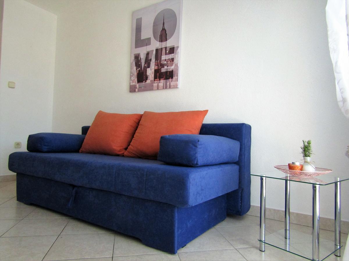 Apartments Kokor Vodice Exterior photo